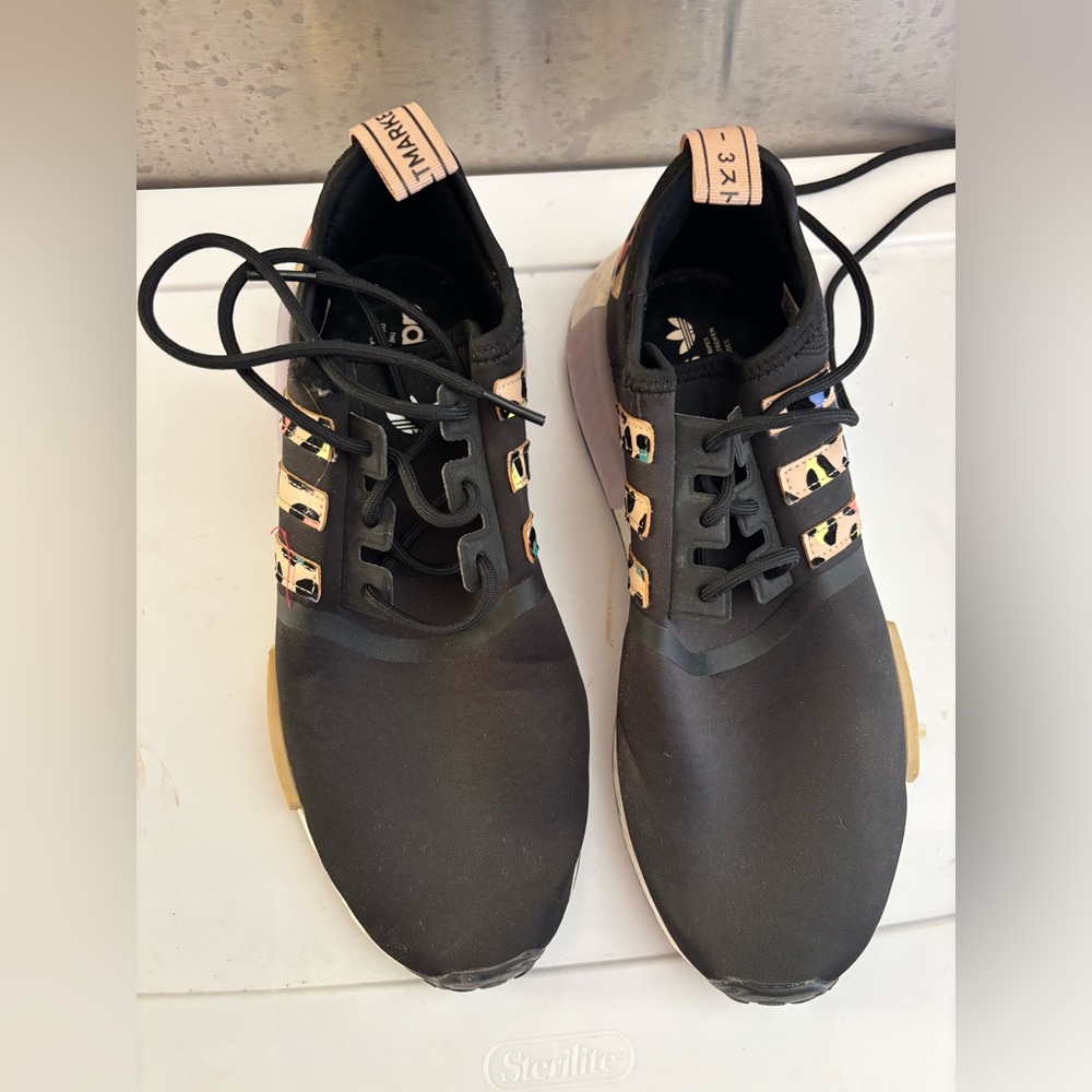 Women’s leopard adidas
